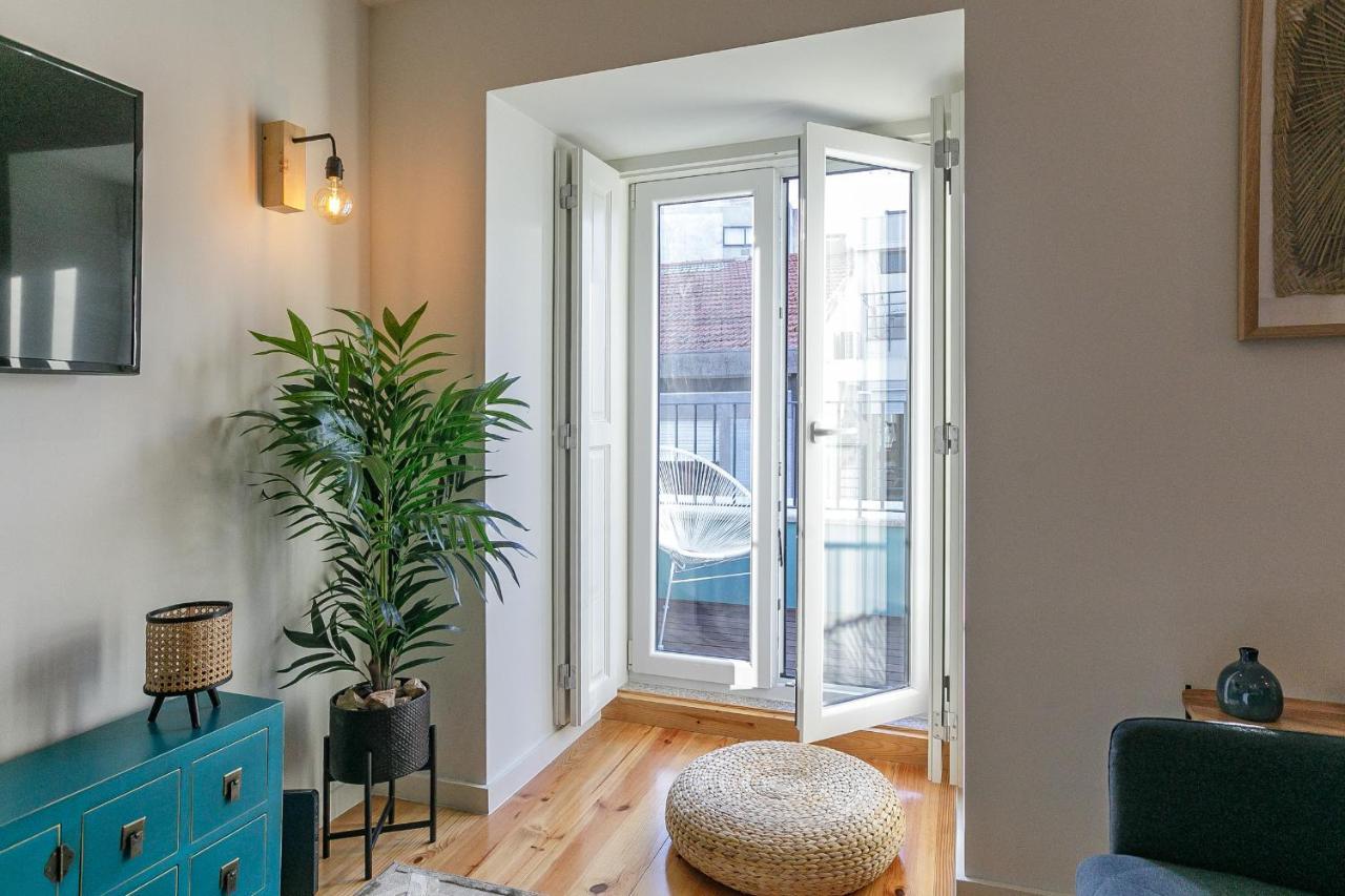 Lovelystay - Downtown Studio With Pool, Ac And Balcony 波尔图 外观 照片