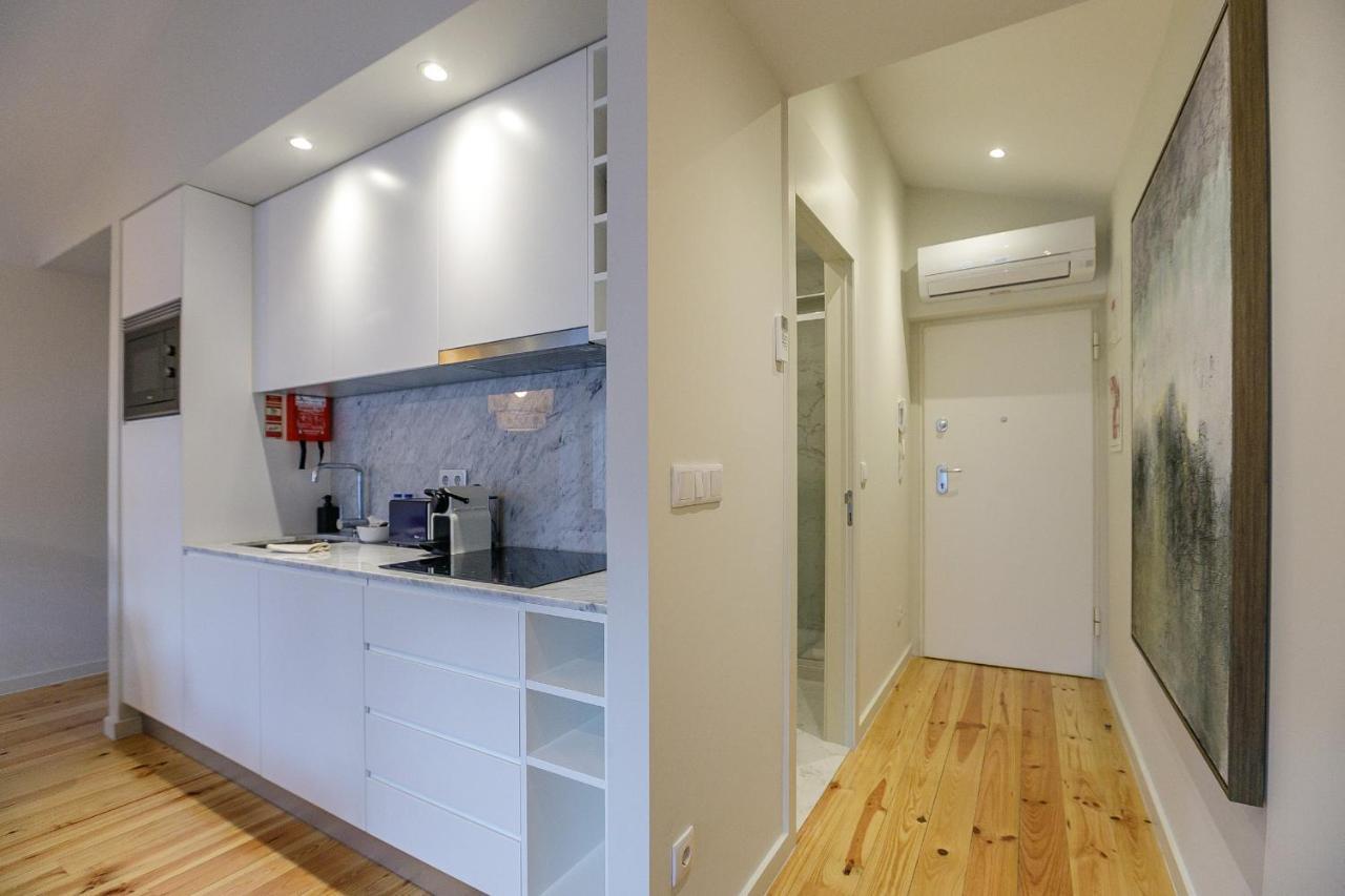 Lovelystay - Downtown Studio With Pool, Ac And Balcony 波尔图 外观 照片